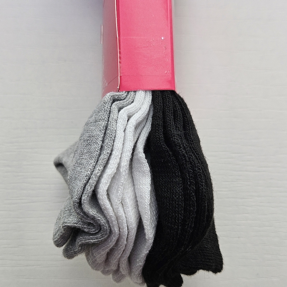 NEW!!! Gold Medal Athletic Black Socks - 5‎ Pairs Low Cut - Picture 5 of 5